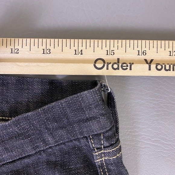 Levis 421 Skinny Jeans Women's W30 Black Dark Wash Distressed Indigo Low Rise - Picture 6 of 16